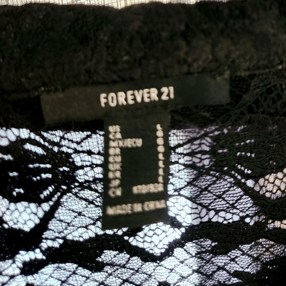 Forever 21 button down Sheer Lace Blouse/Top, Large, BLK. - Picture 3 of 3